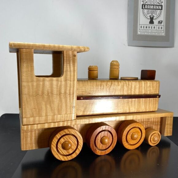 TOY TRAIN LOCOMOTIVE-by BATAVIA WOODEN TOYS - Picture 12 of 15
